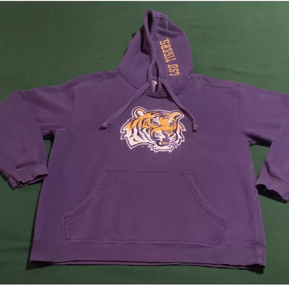 LSU Tigers  Unisex Hoodie Embroidered Tiger Purple Size Men's M. Gently worn